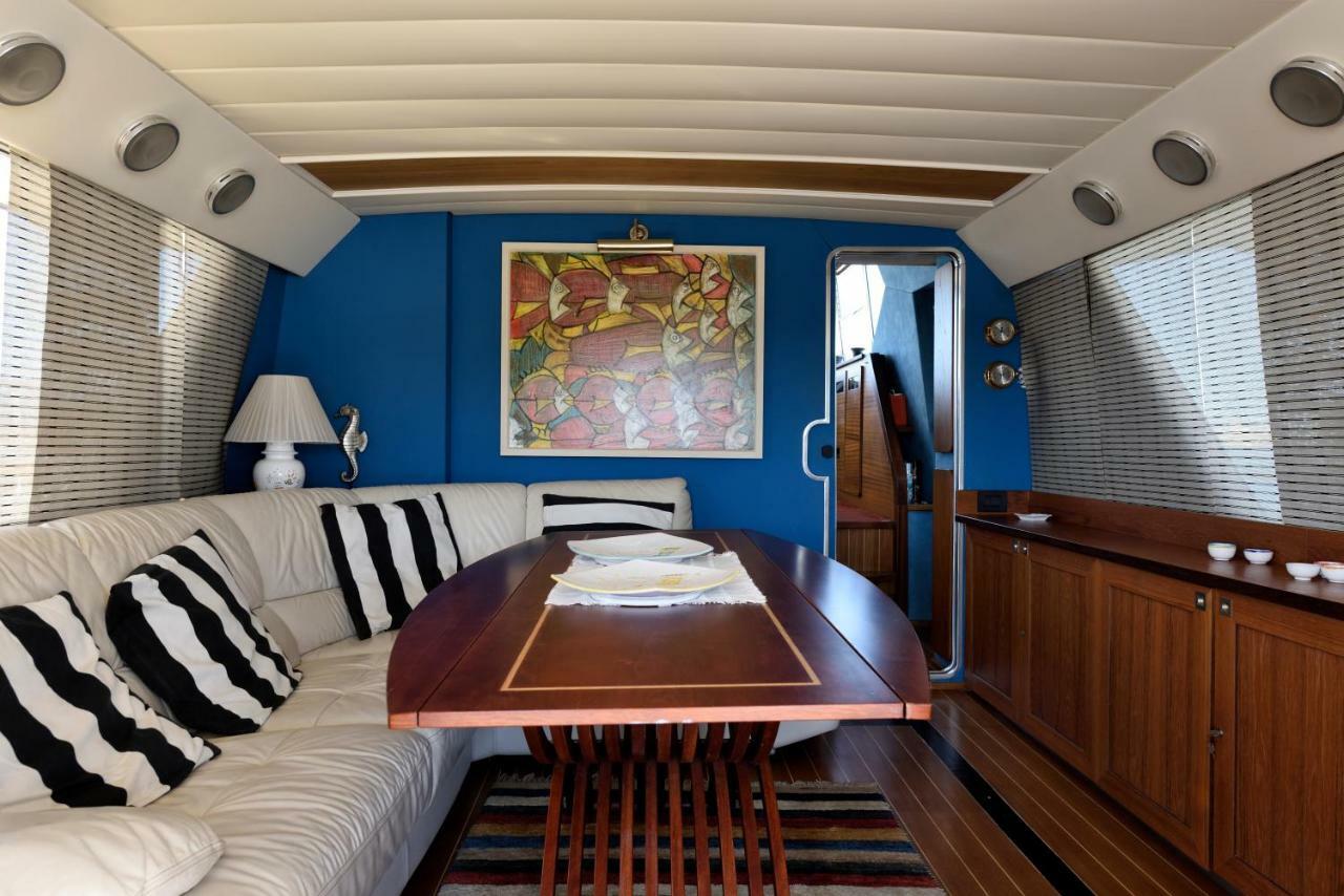Отель Blue III Yacht Арбатакс Экстерьер фото